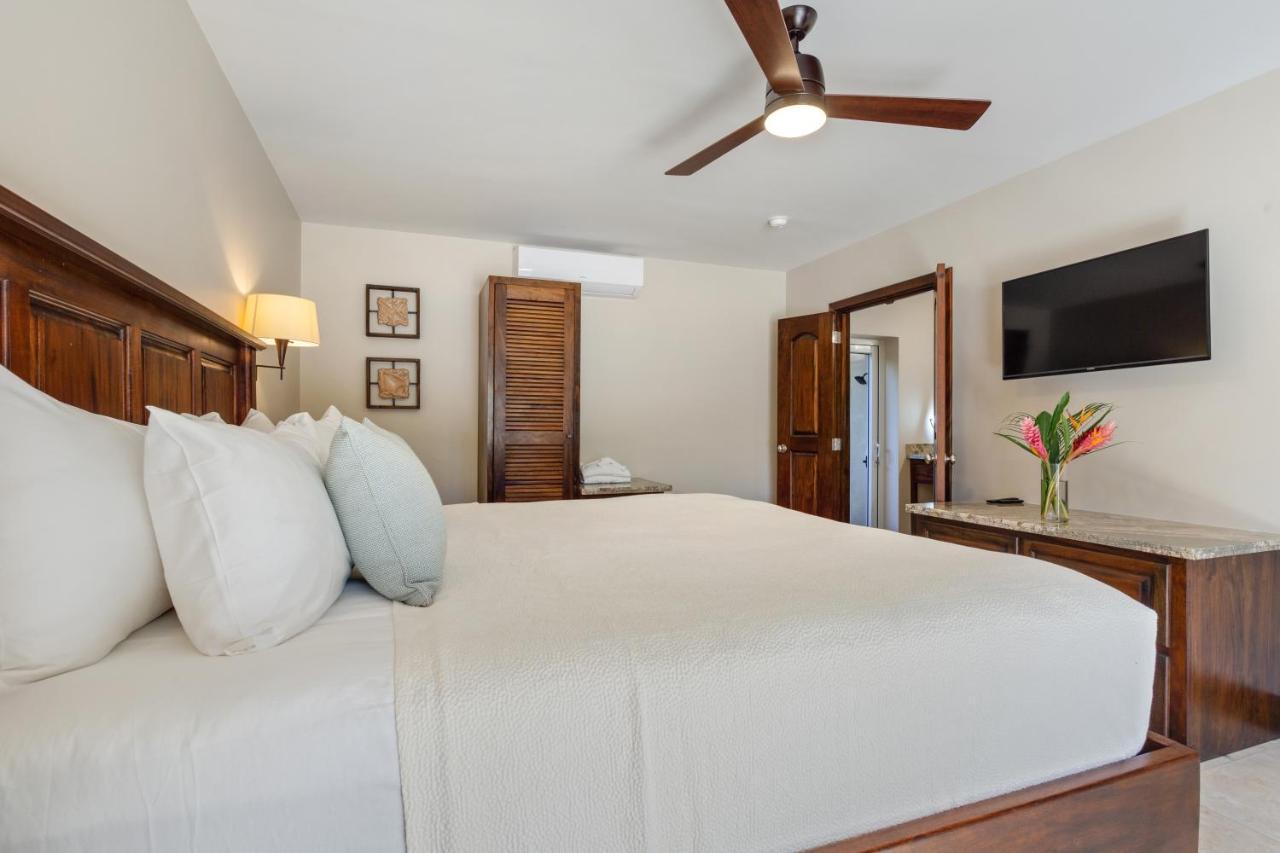 Sirenian Bay Resort Placencia ภายนอก รูปภาพ
